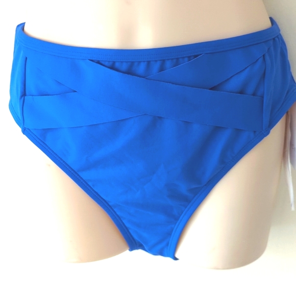 La Blanca Island Goddess Capri Blue Swim Bottom - Picture 2 of 14